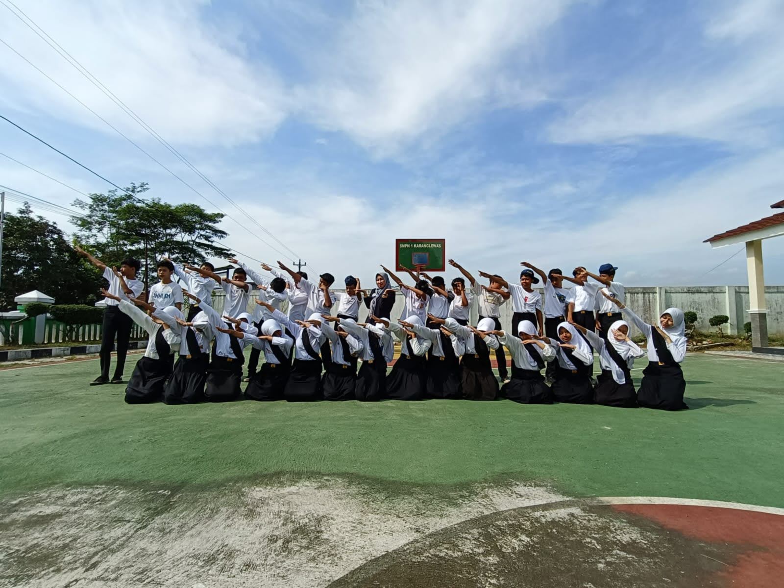 Kenangan 9B foto 25