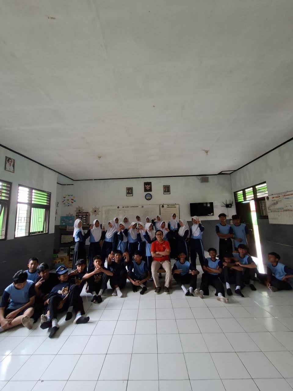 Kenangan 9B foto 30