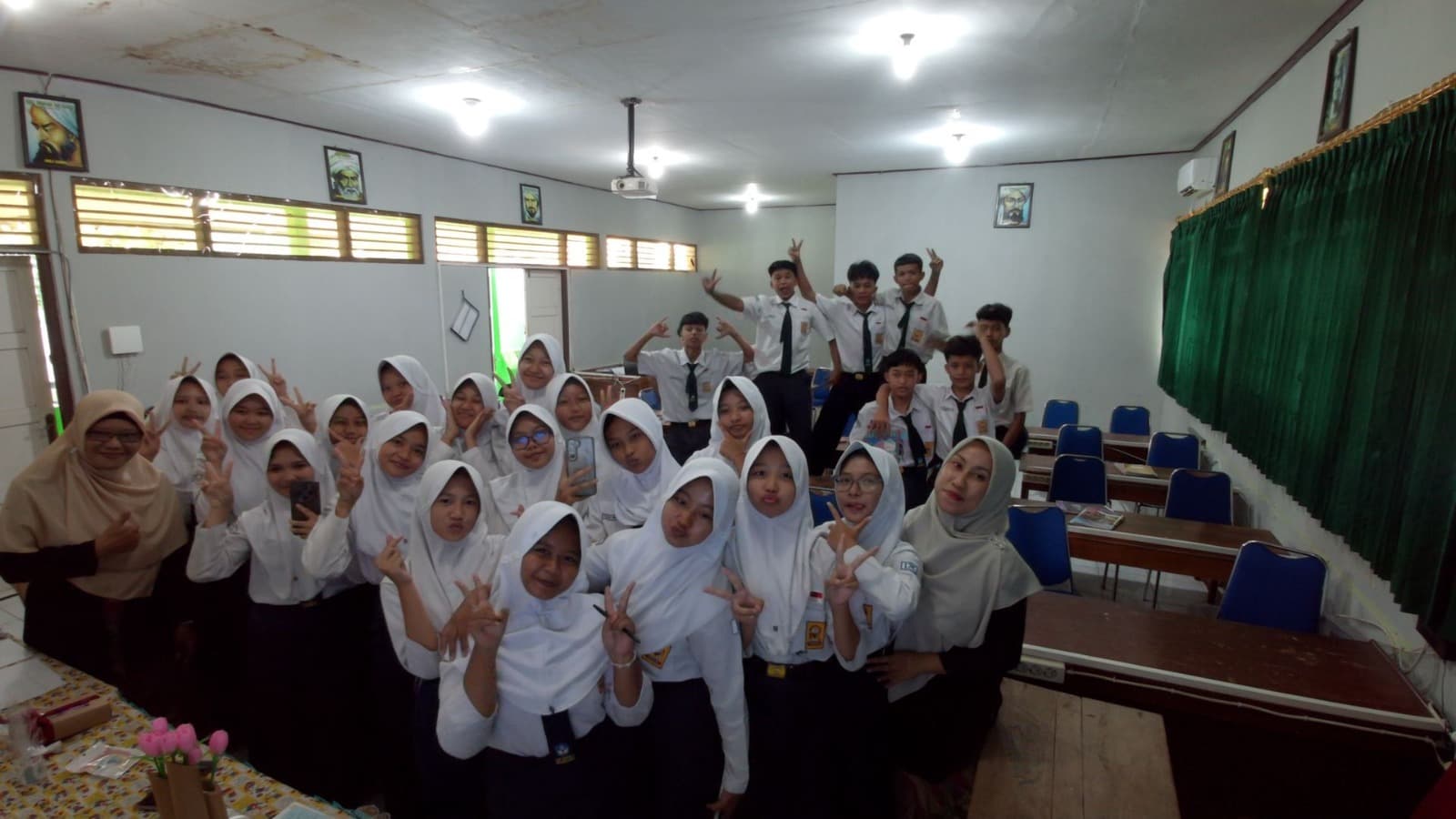 Kenangan 9B 13