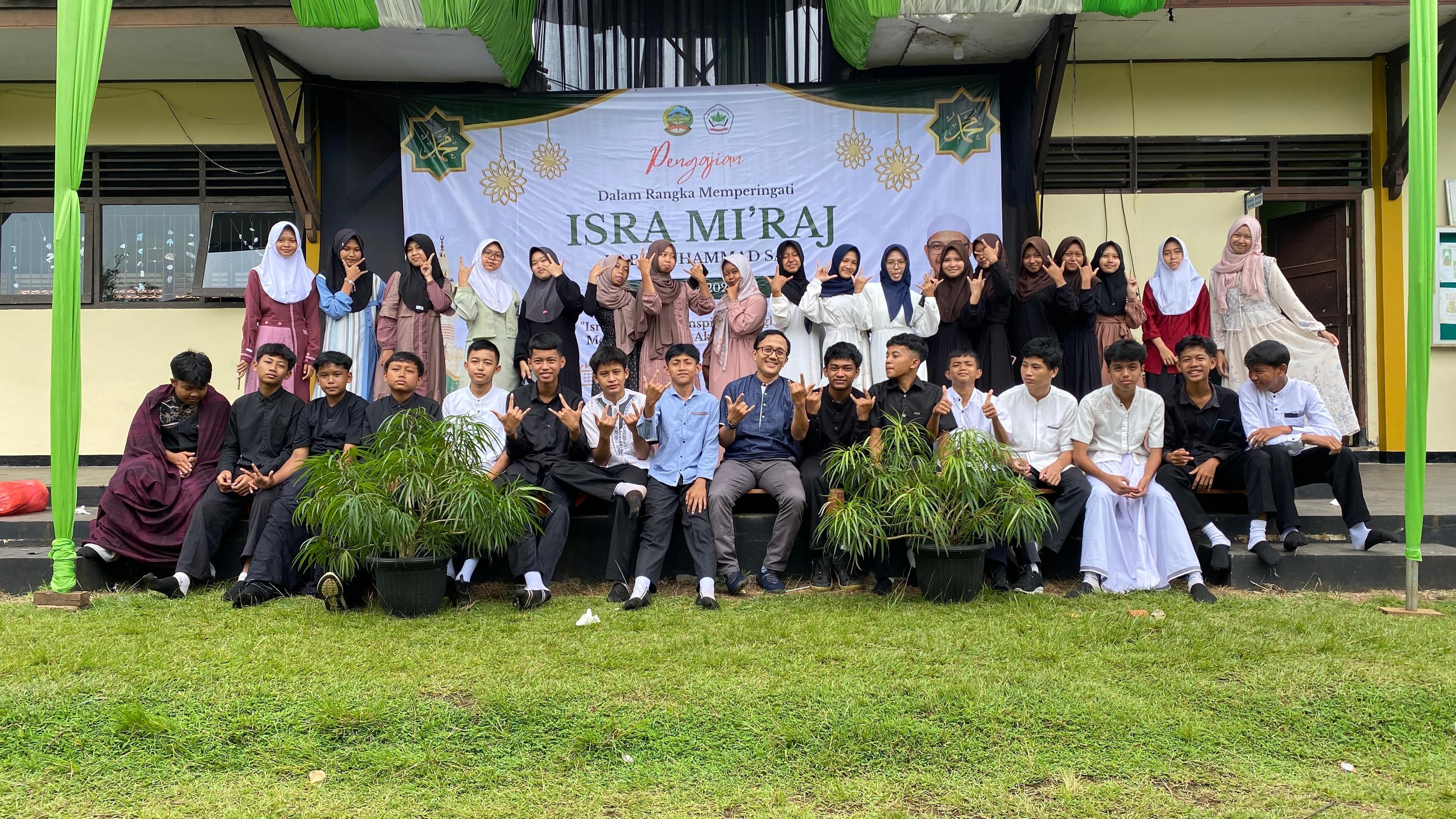 Kenangan 9B 14