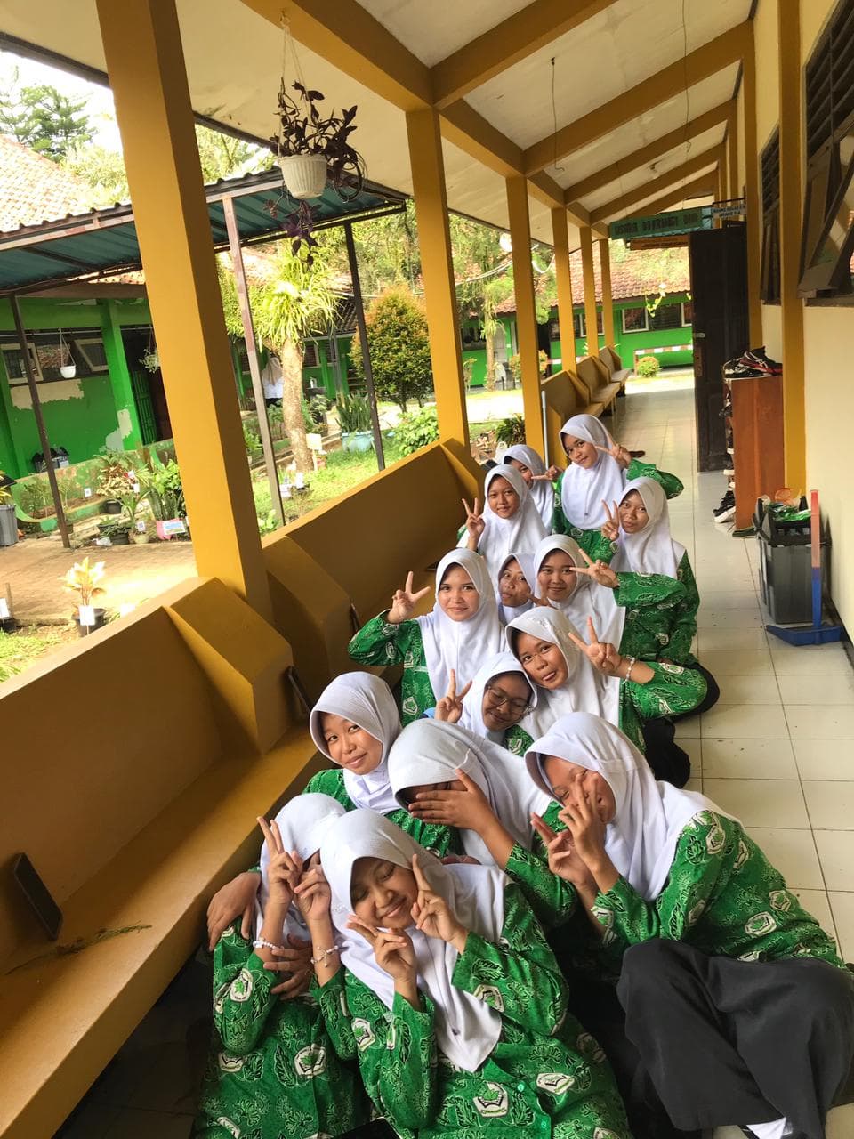 Kenangan 9B 16