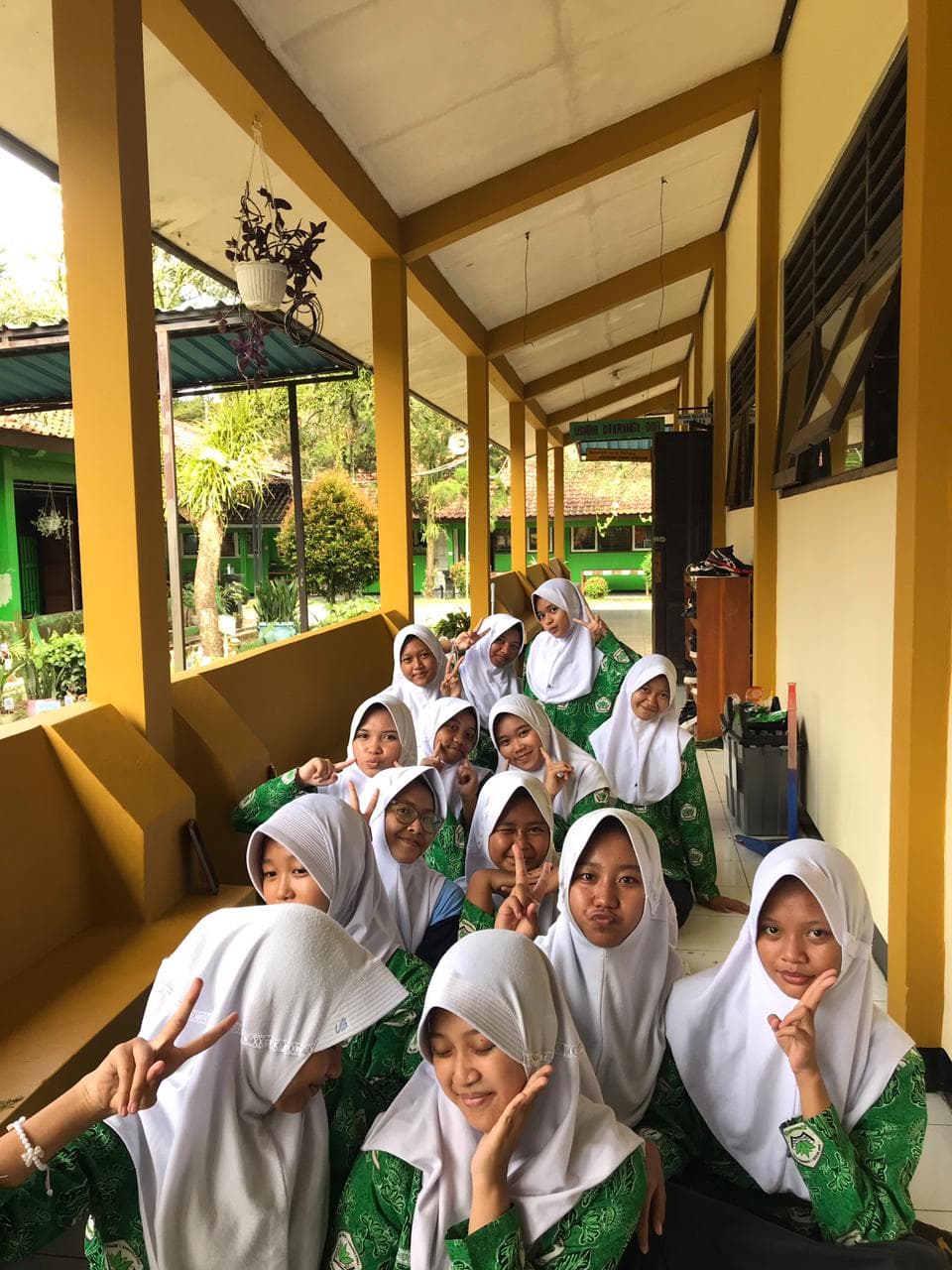 Kenangan 9B 4